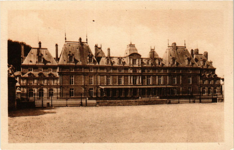 Carte postale ancienne Eu Le Chateau à Eu