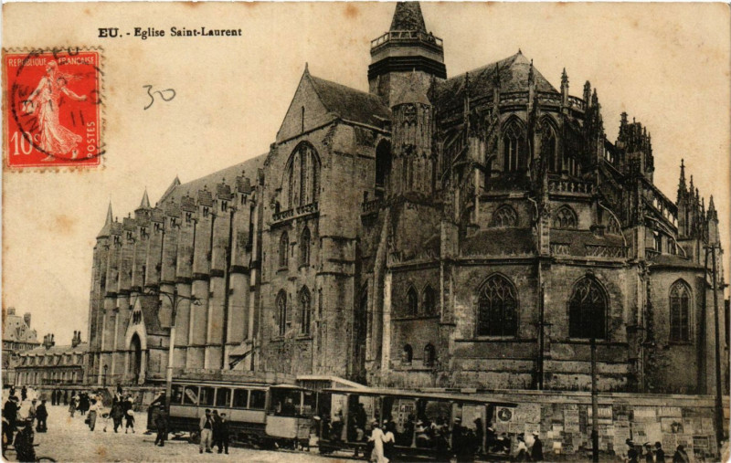Carte postale ancienne Eu Eglise Saint-Laurent à Eu