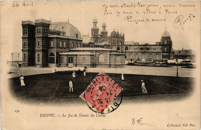 Carte postale ancienne Dieppe Le Jeu de Tennis du Casino à Dieppe