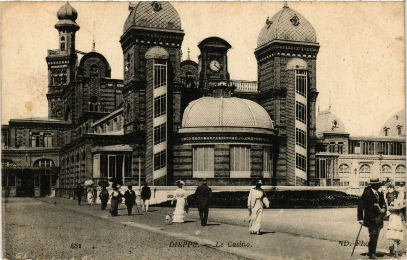 Carte postale ancienne Dieppe Le Casino à Dieppe