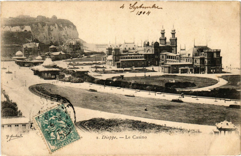Carte postale ancienne Dieppe Le Casino à Dieppe