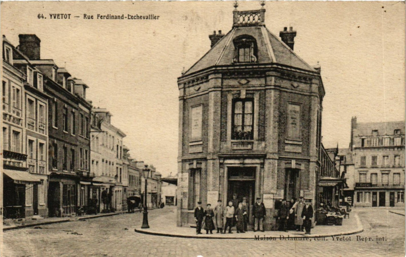 Carte postale ancienne Yvetot-Rue Ferdinand-Lechevallier à Yvetot