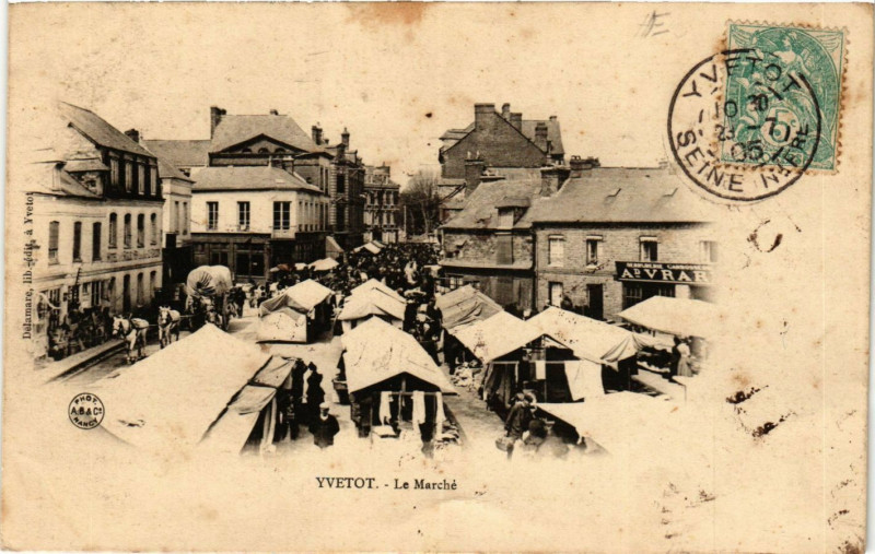 Carte postale ancienne Yvetot-Le Marché à Yvetot