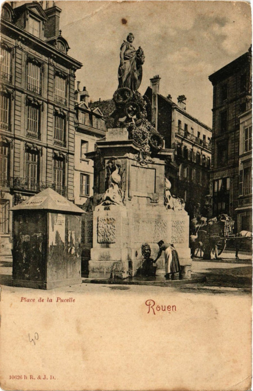 Carte postale ancienne Rouen-Place de la Pucelle à Rouen