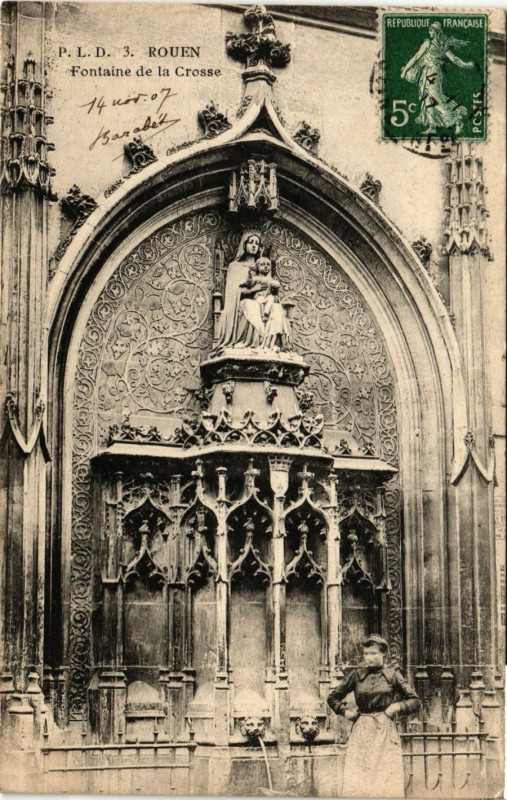 Carte postale ancienne Rouen-Fontaine de la Crosse à Rouen