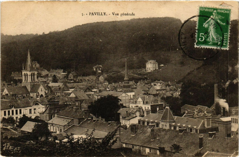 Carte postale ancienne Pavilly-Vue générale à Pavilly