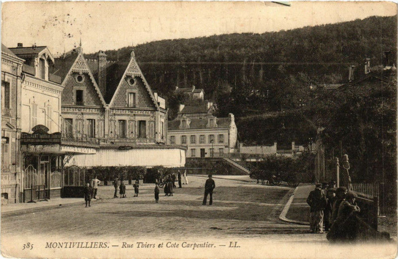 Carte postale ancienne Montvilliers-Rue Thiers et Cote Carpentier