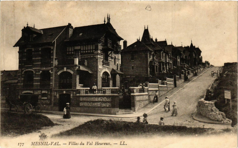 Carte postale ancienne Mesnil-Val-Villas du Val Heureux à Eu