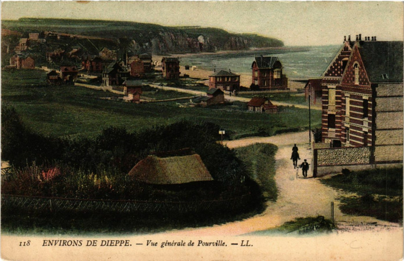 Carte postale ancienne Env. de Dieppe-Vue générale de Pourville à Dieppe