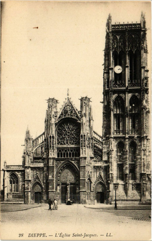 Carte postale ancienne Dieppe-L'Eglise Saint-Jacques à Dieppe