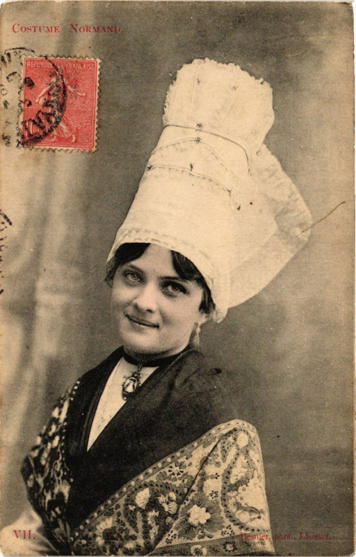 Carte postale ancienne Costume Normand