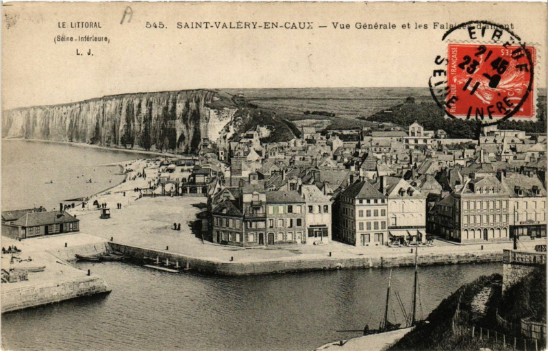 Carte postale ancienne Saint-Valery en Caux-Vue générale et les Falaises à Ry