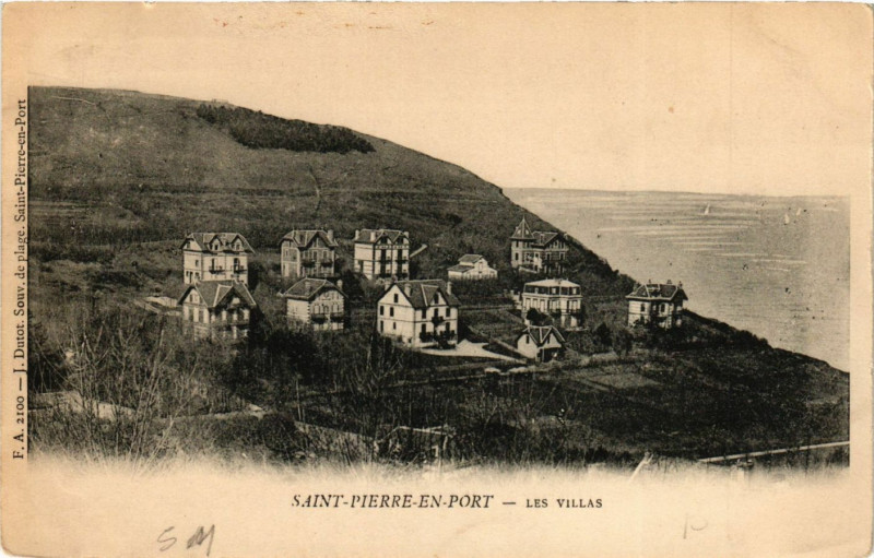 Carte postale ancienne Saint-Pierre-en-Port-Les Villas à Saint-Pierre-en-Port