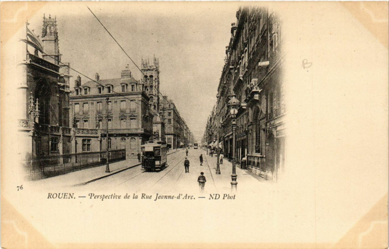Carte postale ancienne Rouen-Perspective de la Rue Jeanne d'Arc à Rouen