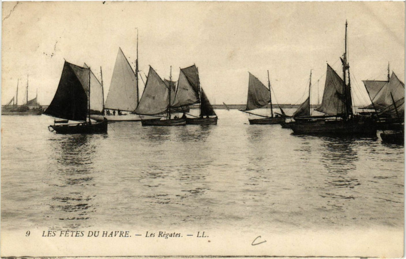 Carte postale ancienne Les Fetes du Havre Les Regates