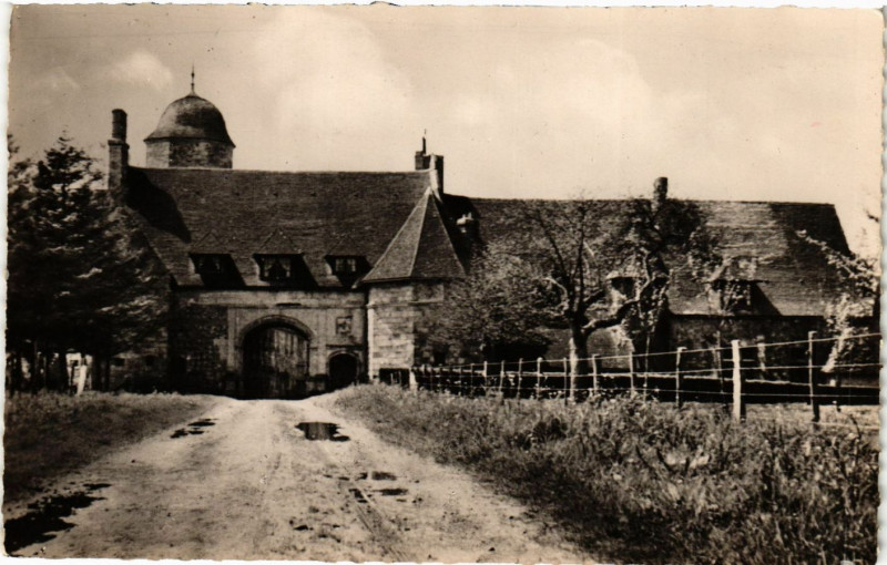 Carte postale ancienne Le Varengeville-sur-Mer Manoir d'Ango à Varengeville-sur-Mer