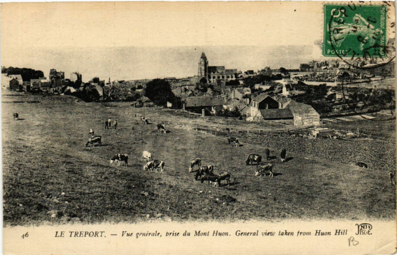 Carte postale ancienne Le Treport-Vue générale prise du Mont Huon au Tréport