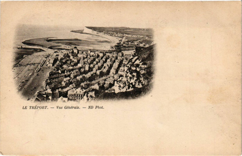 Carte postale ancienne Le Treport-Vue générale au Tréport