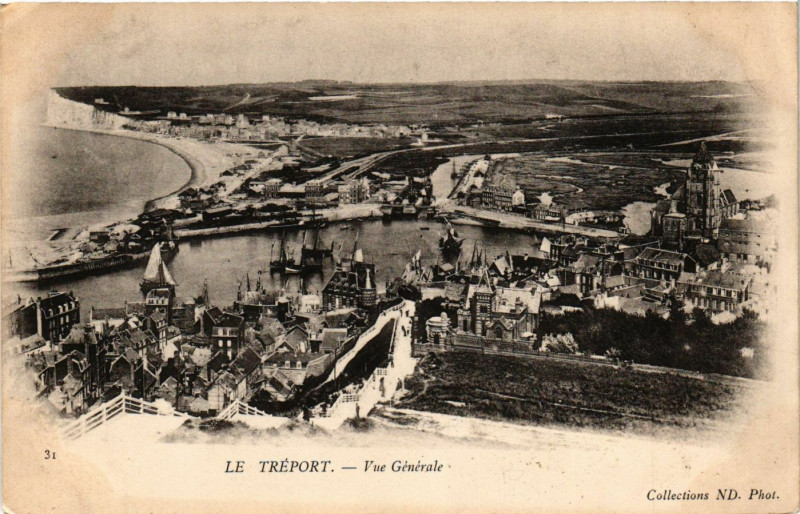Carte postale ancienne Le Treport-Vue générale au Tréport
