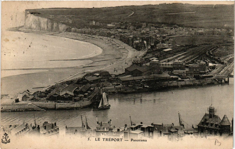 Carte postale ancienne Le Treport-Panorama au Tréport