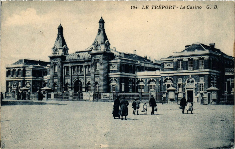 Carte postale ancienne Le Treport-Le Casino au Tréport