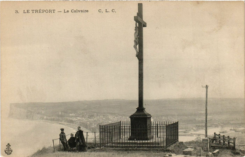 Carte postale ancienne Le Treport-Le Calvaire au Tréport