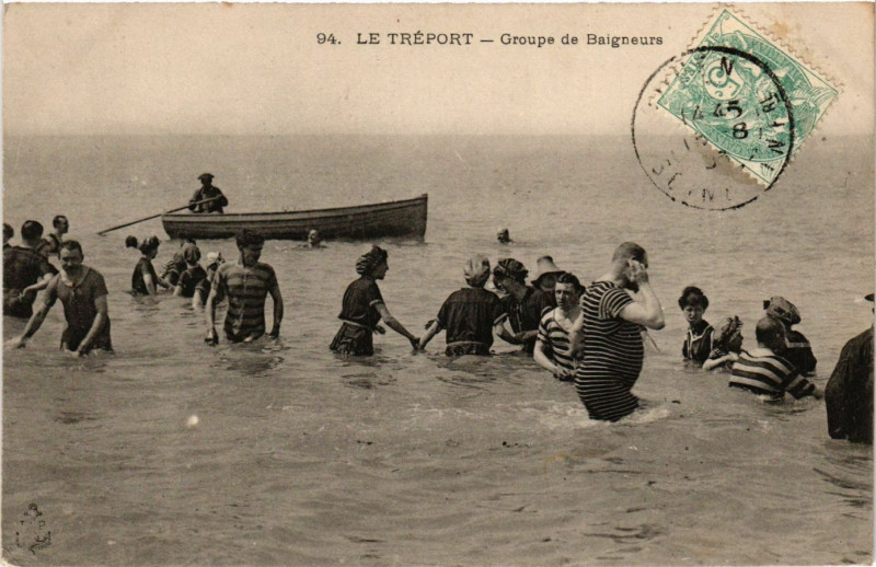 Carte postale ancienne Le Treport-Groupe de Baigneurs au Tréport