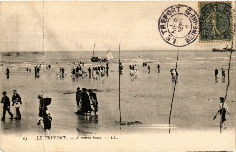 Carte postale ancienne Le Treport-A marée basse au Tréport