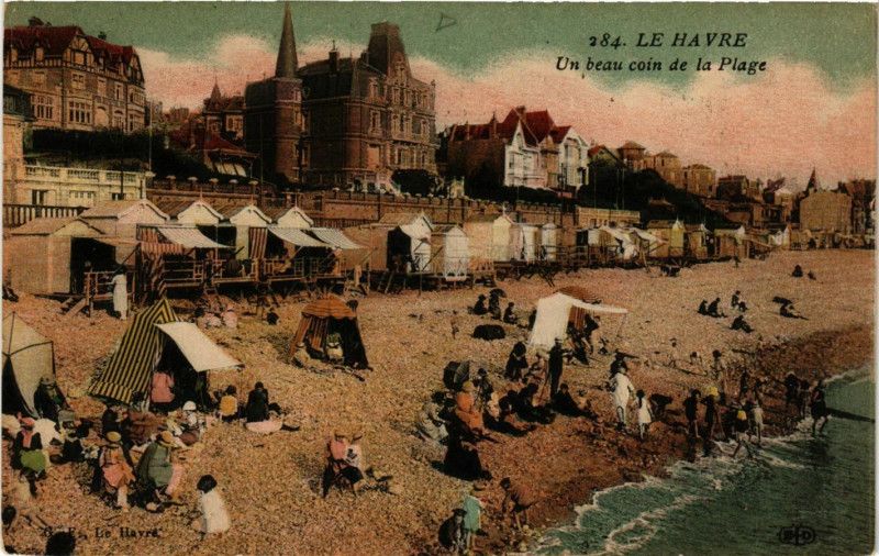 Carte postale ancienne Le Havre-Un beau coin de la Plage au Havre
