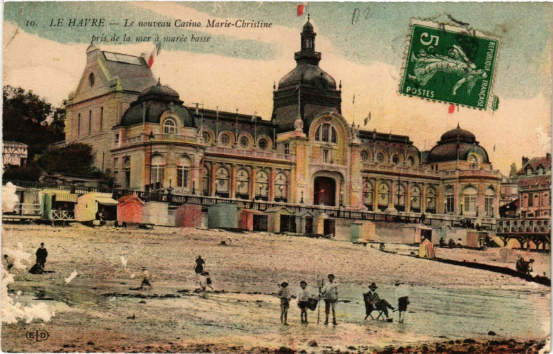 Carte postale ancienne Le Havre-Le Nouveau Casino Marie-Christine pris de la mer au Havre