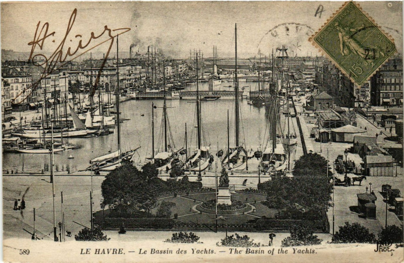 Carte postale ancienne Le Havre-Le Bassin des Yachts au Havre