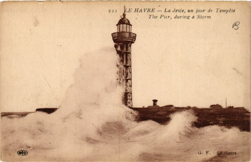 Carte postale ancienne Le Havre-La Jetée un jour de Tempete au Havre