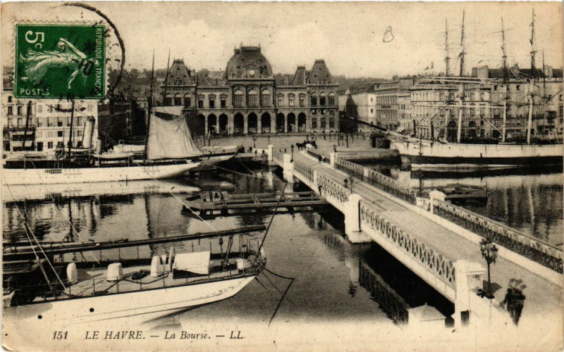 Carte postale ancienne Le Havre-La Bourse au Havre