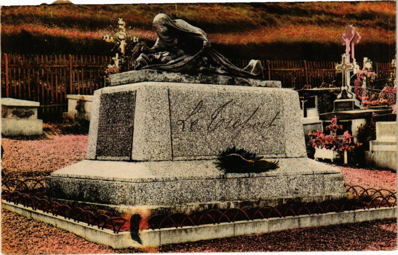 Carte postale ancienne Le Treport-Monument aux Morts au Tréport