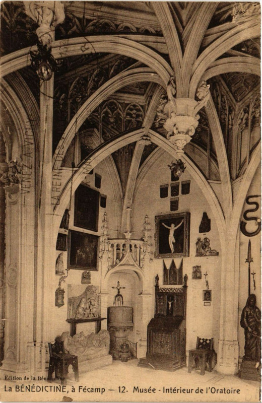 Carte postale ancienne La Benedictine a Fecamp-Musée Interieur de l'Oratoire à Eu