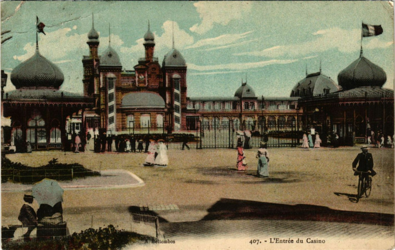 Carte postale ancienne L'entrée du Casino