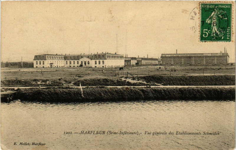 Carte postale ancienne Harfleur-Vue générale des Etablissements Schneider à Harfleur