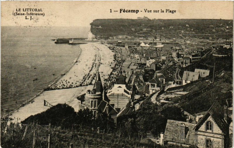 Carte postale ancienne Fecamp-Vue sur la Plage à Fécamp