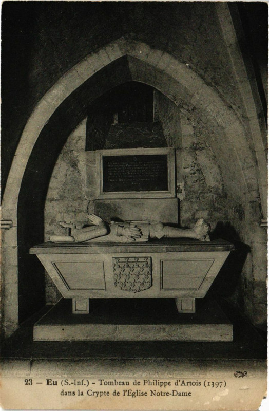 Carte postale ancienne Eu - Tombeau de Philippe d'Artois dans la Crypte de l'Eglise à Eu