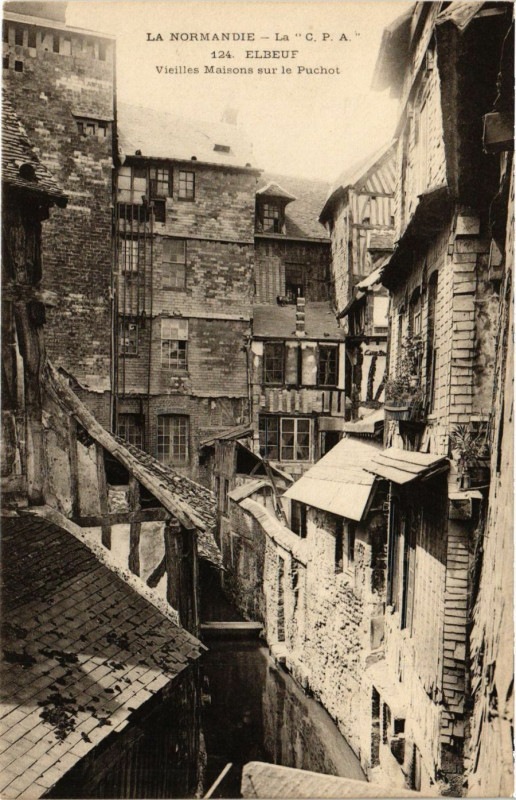 Carte postale ancienne Elbeuf-Vieilles Maisons sur le Puchot à Elbeuf