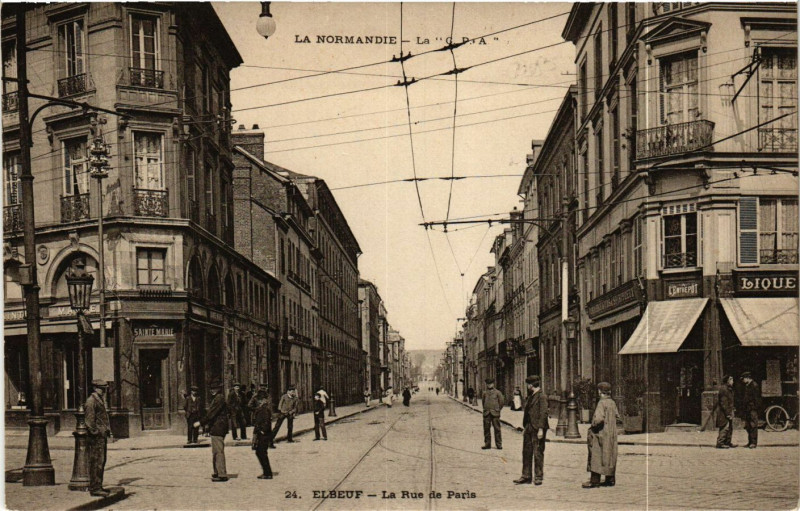 Carte postale ancienne Elbeuf-La Rue de Paris à Elbeuf