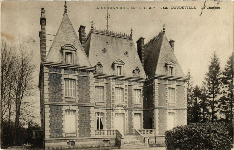 Carte postale ancienne Doudeville-Le Chateau à Doudeville