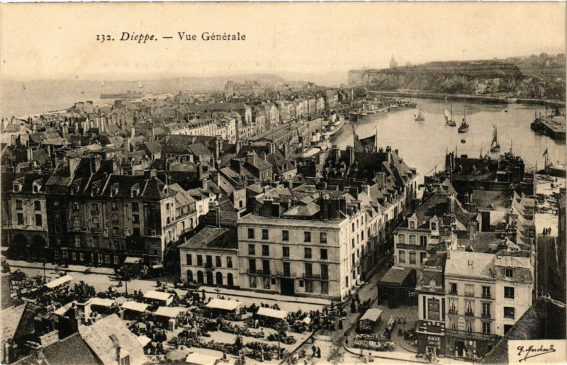 Carte postale ancienne Dieppe-Vue générale à Dieppe