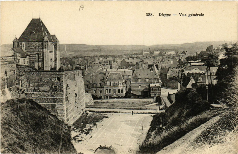Carte postale ancienne Dieppe-Vue générale à Dieppe
