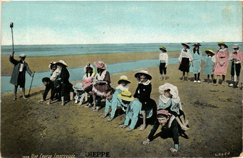 Carte postale ancienne Dieppe-Une Course Improvisée à Dieppe