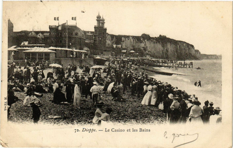 Carte postale ancienne Dieppe-Le Casino et-les-Bains à Dieppe