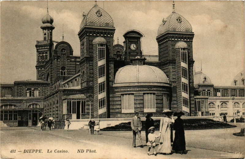 Carte postale ancienne Dieppe-Le Casino à Dieppe