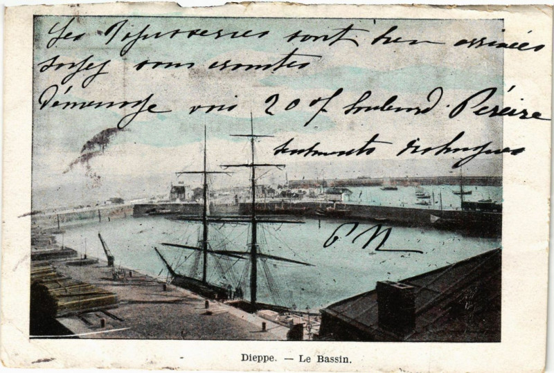 Carte postale ancienne Dieppe-Le Bassin à Dieppe