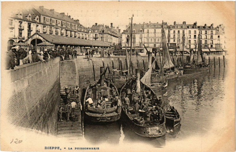 Carte postale ancienne Dieppe-La Poissonnerie à Dieppe