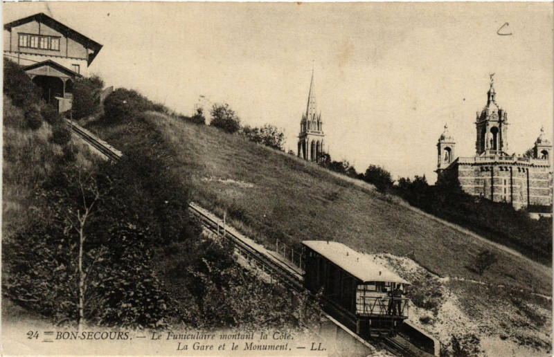 Carte postale ancienne Bon Secours-Le Funiculaire montant la Cote La Gare et le Monument